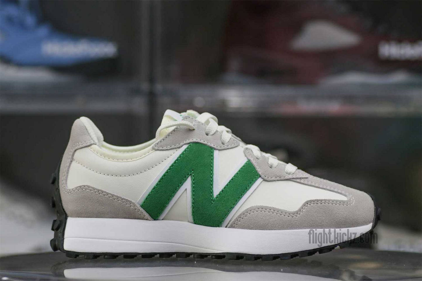 New Balance Wmns 327 Rain Cloud Varsity Green