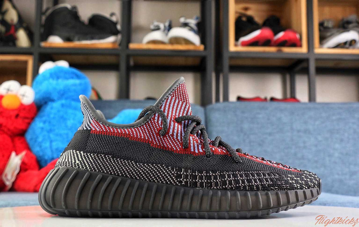 2019 Yeezy Boost 350 v2 Yecheil Reflective (LN5 A1)