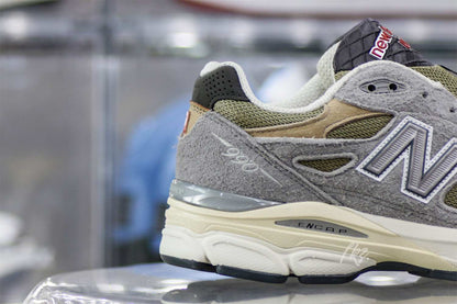 New Balance Teddy Santis x 990v3 Marblehead