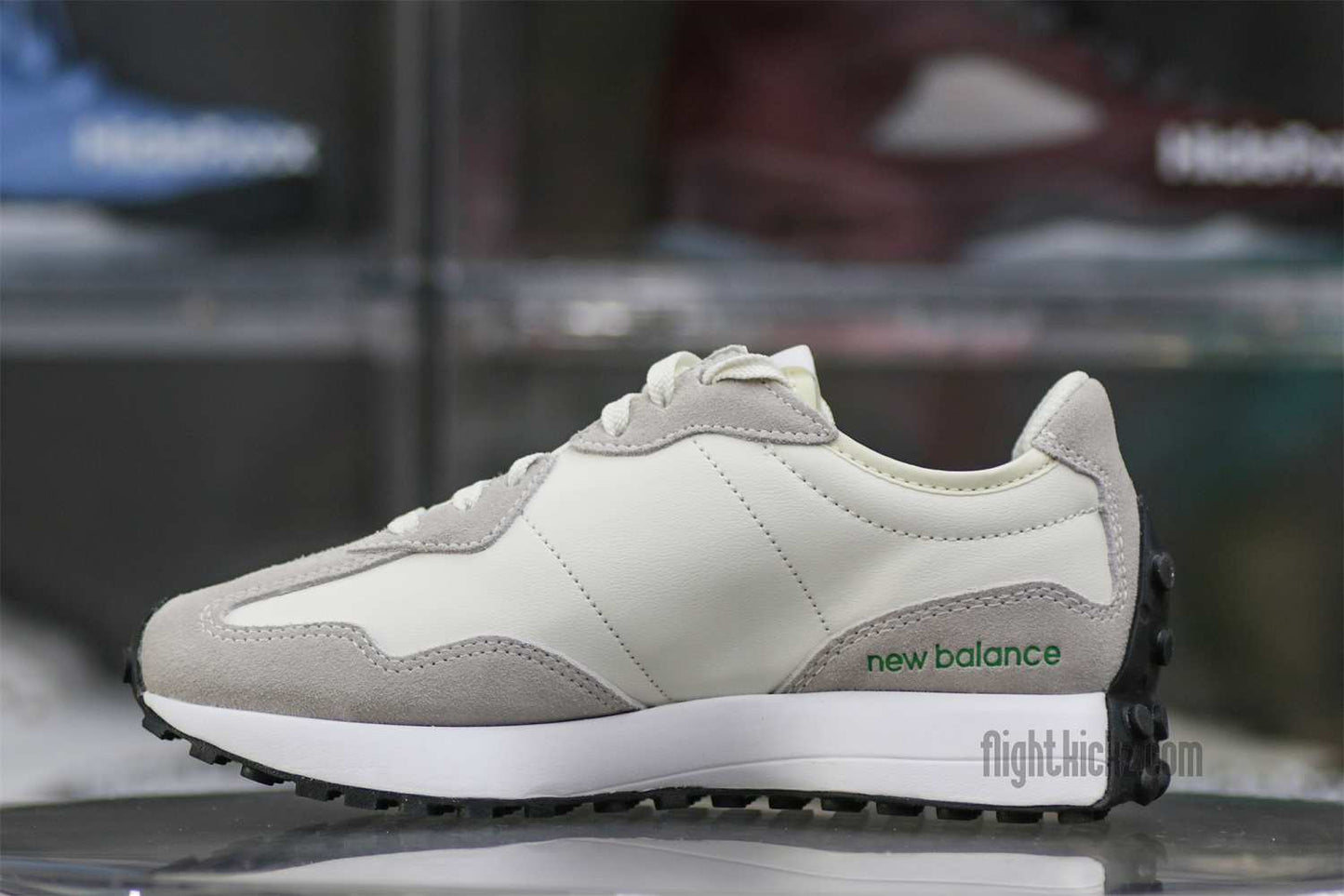 New Balance Wmns 327 Rain Cloud Varsity Green