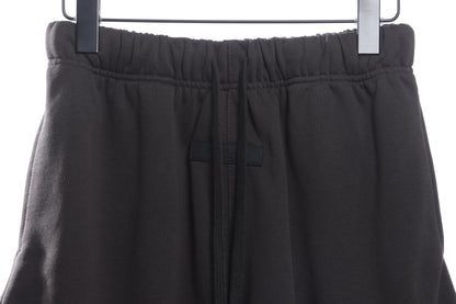 FOG Eighth Season Flocked Print Letter Shorts