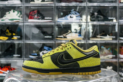 Nike Dunk Low QS Halloween Skull