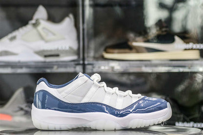 Air Jordan 11 Retro Low Midnight Navy (2024)