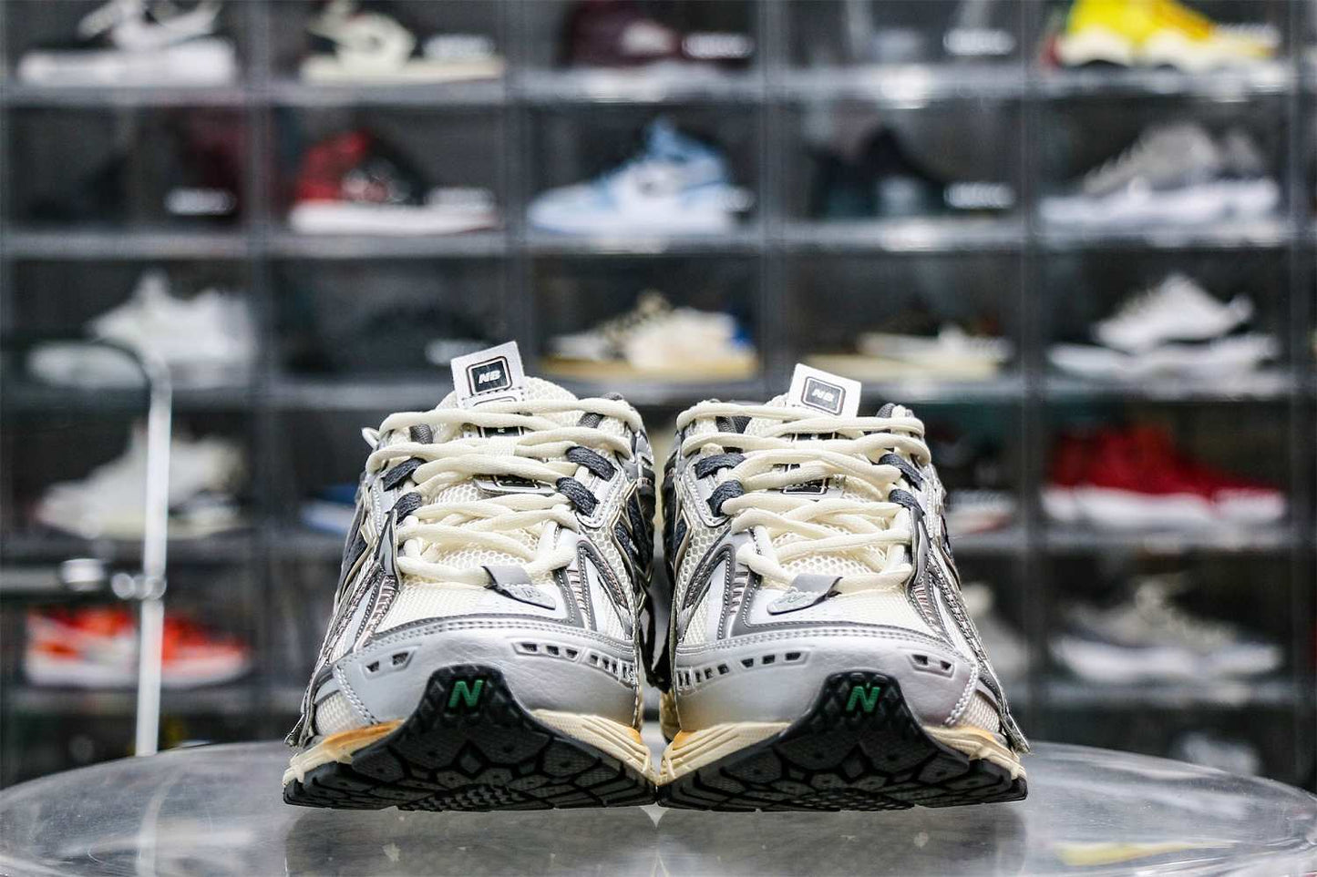 New Balance 1906A Silver Metalic Castlerock