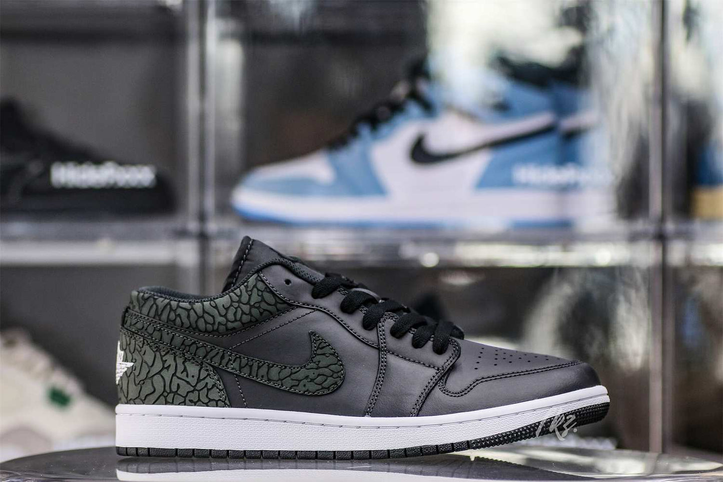Air Jordan 1 Low SE Black Elephant