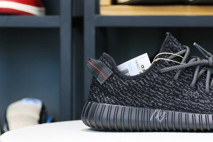 Yeezy 350  Pirate Black 2022