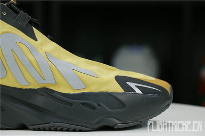 Yeezy Boost 700 MNVN Honey Flux
