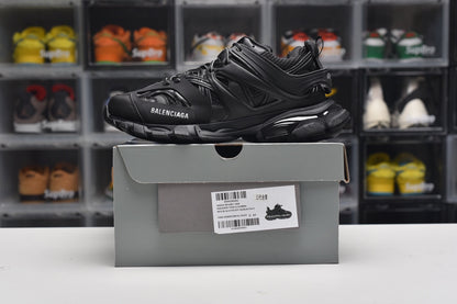 Balenciag* Tess S. Gomma Trek Sneaker