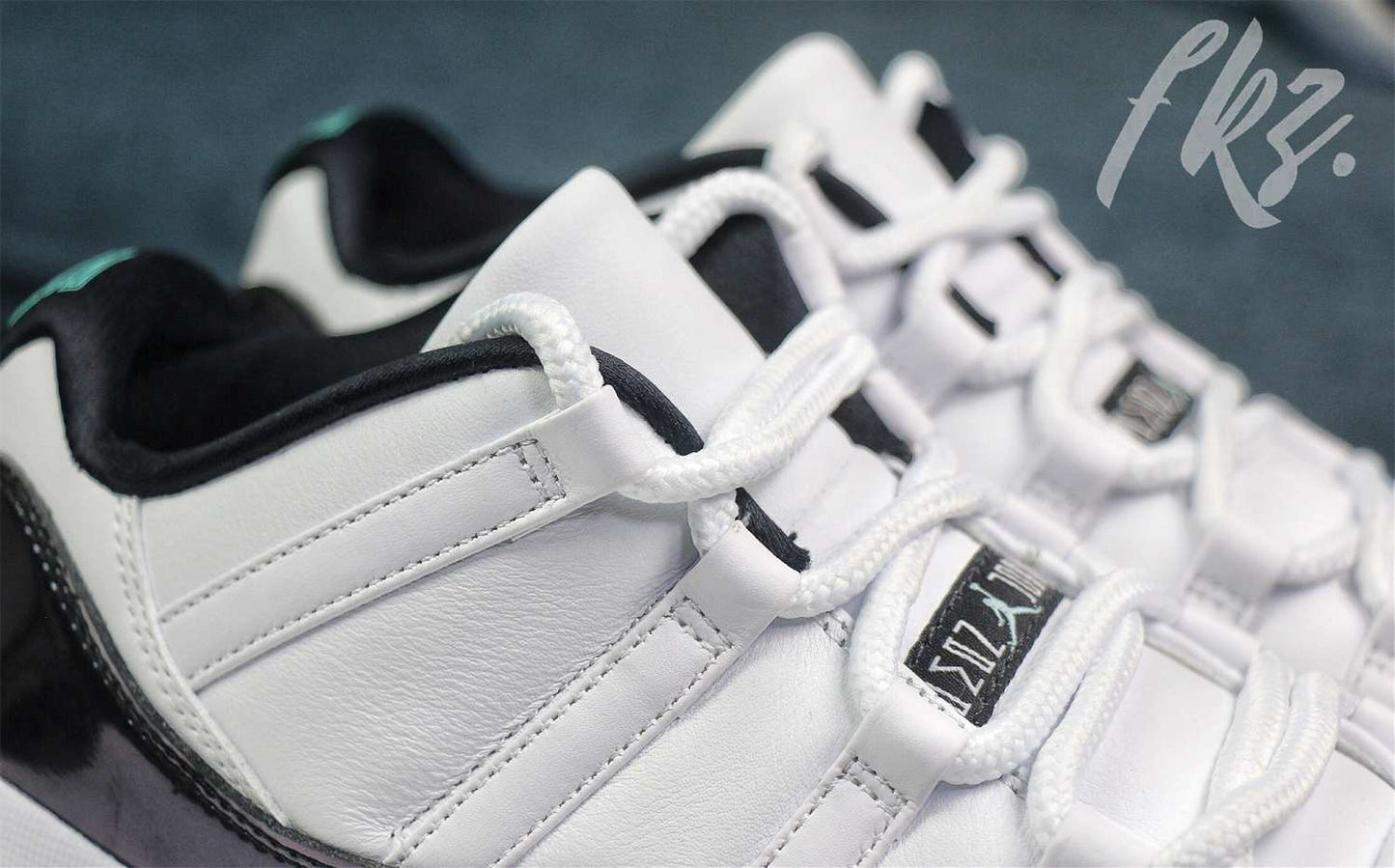 Air Jordan 11 Retro Georgetown low