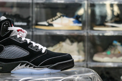 Air Jordan 5 Retro OG Metallic Reimagined 2025 (Ln5 A1)