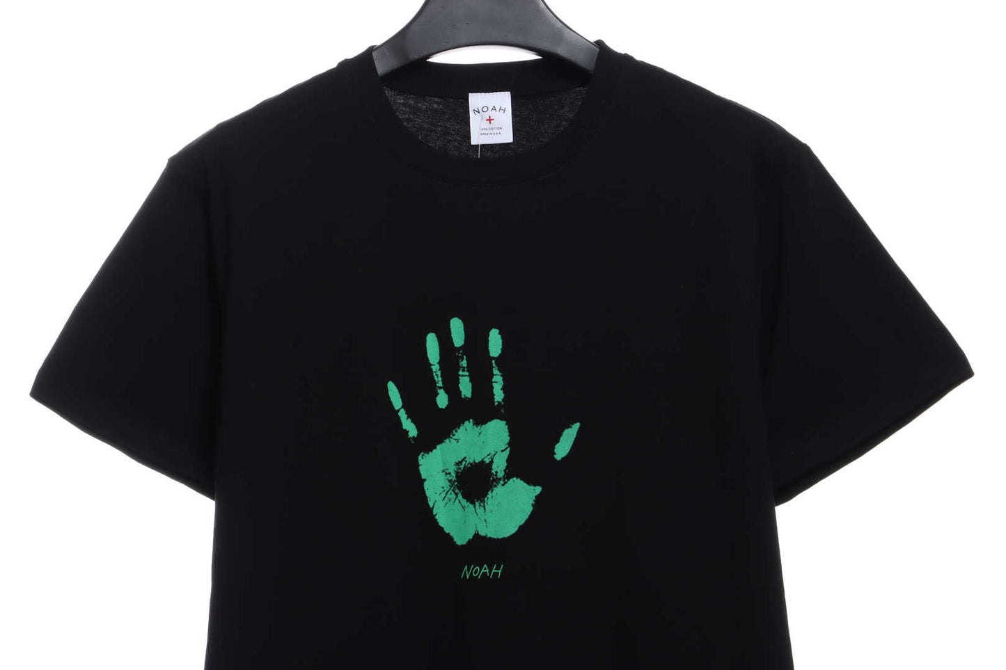 NOAH FLY Fluorescent Chest Short Sleeves