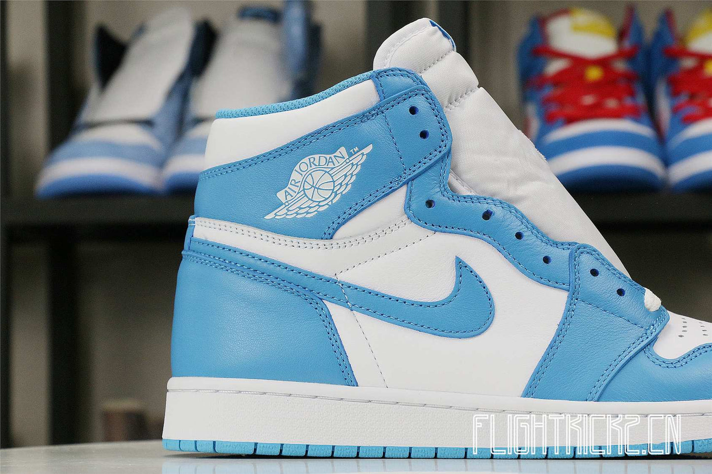 Air Jordan 1 Retro High OG UNC 2015