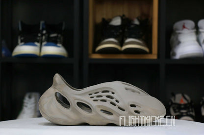 adidas Yeezy Foam RNNR Stone Sage(LN5 A1 Batch)