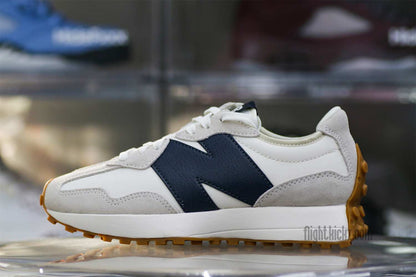 New Balance Wmns 327 Moonbeam Outerspace