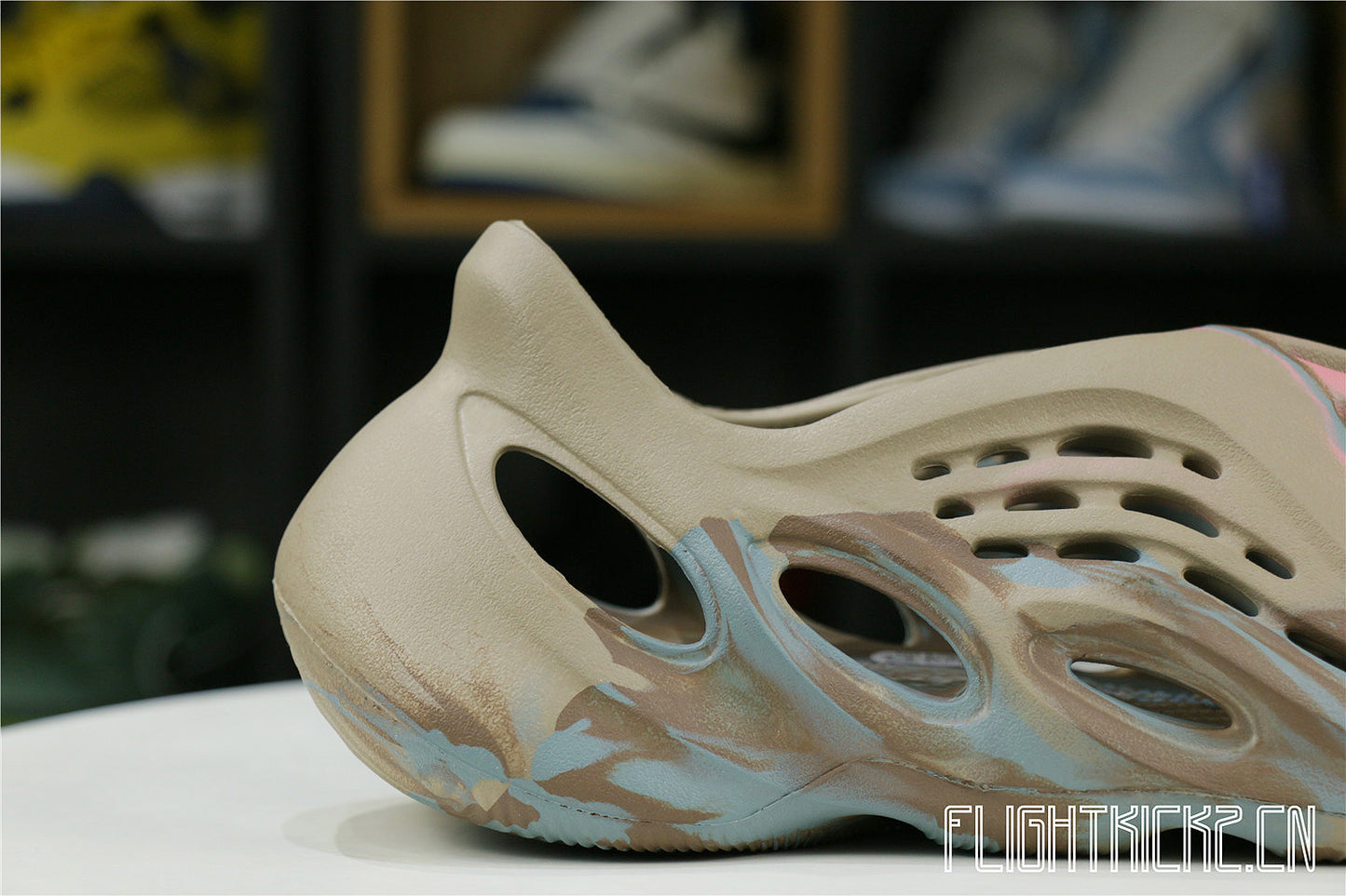 Yeezy Foam RNNR MX Sand Grey (GY3969址郏(LN5 A1 Batch)