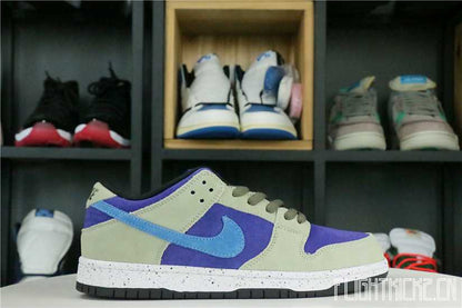 Nike Dunk Low SB ACG Celadon