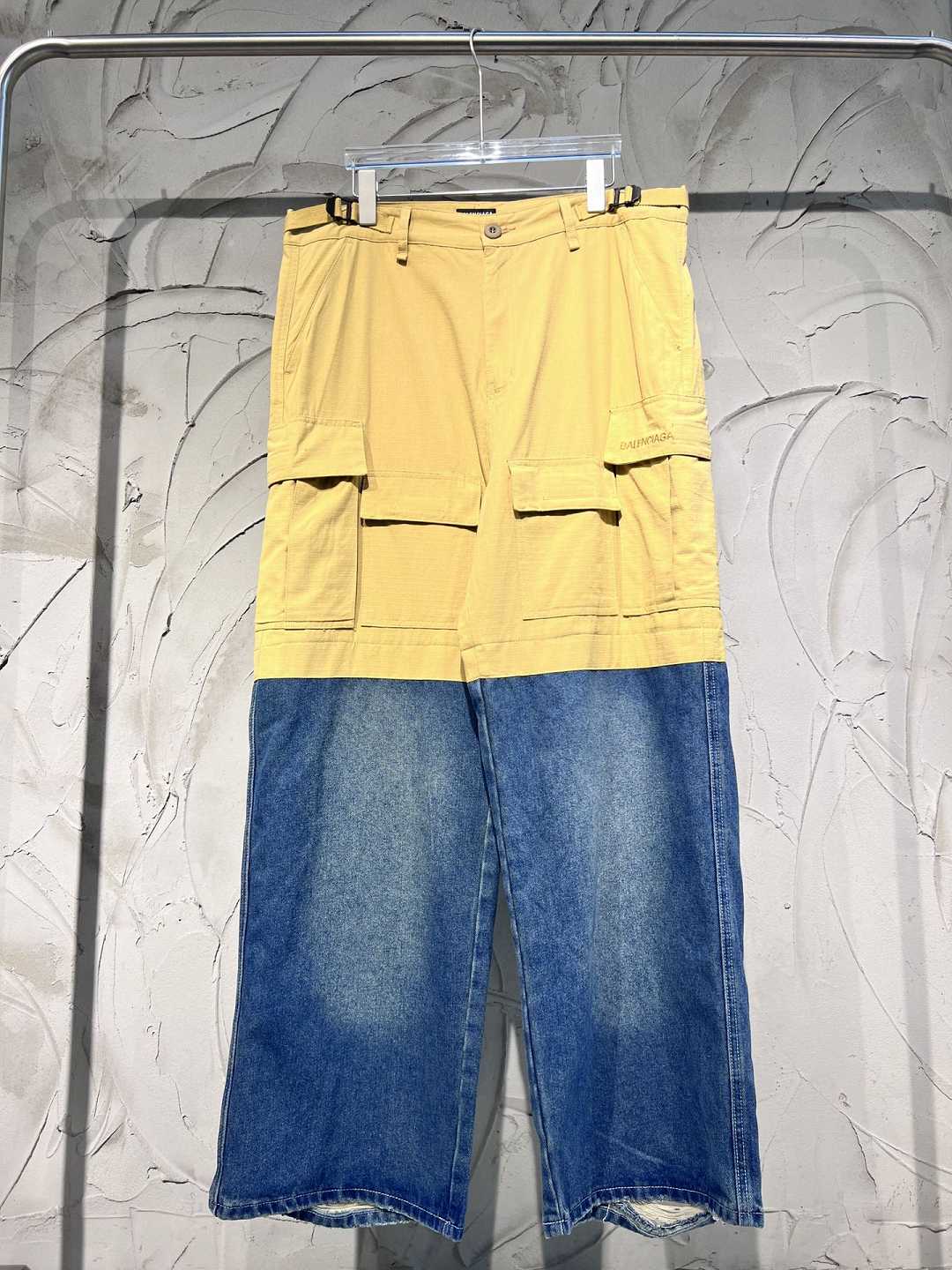 Balancig@ Mens Blue Patched Cotton Cargo Pants