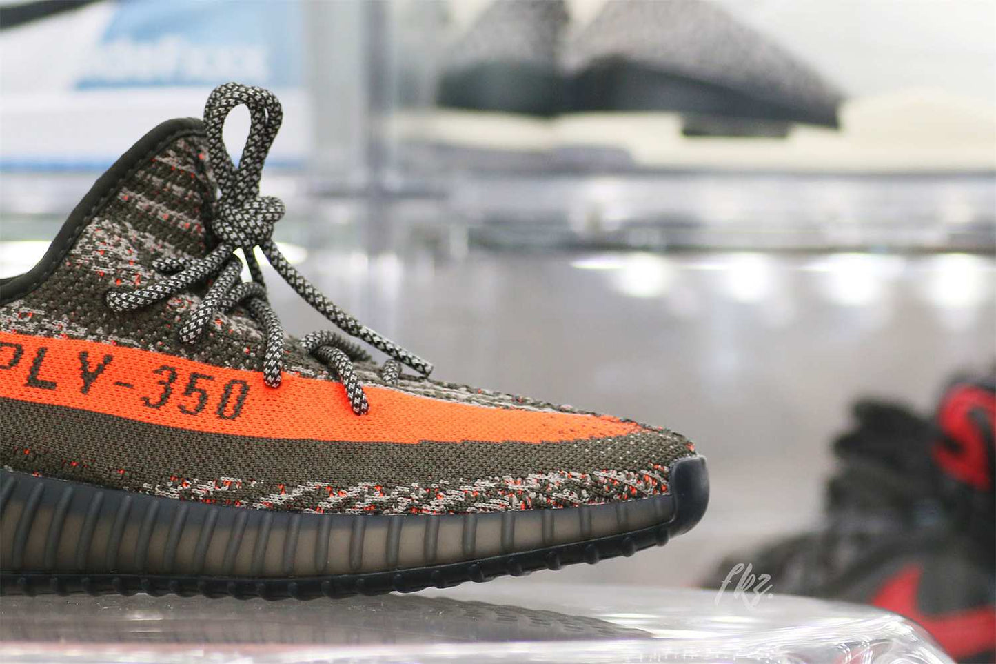 Yeezy Boost 350 V2 Carbon Beluga 2023