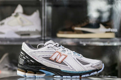 New Balance 1906R White Black Copper