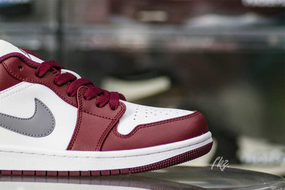 Air Jordan 1 Low Retro White Bordeaux 2022