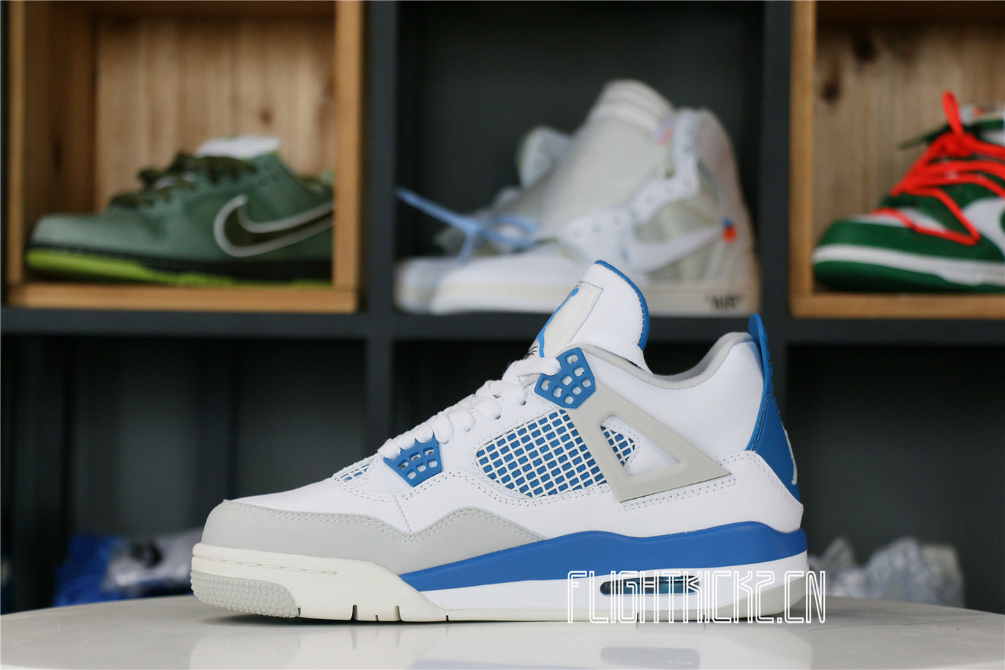AIR JORDAN 4 RETRO MILITARY BLUE 2012