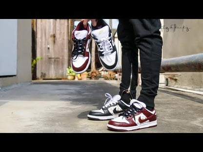 Nike SB Dunk Low Supreme Black