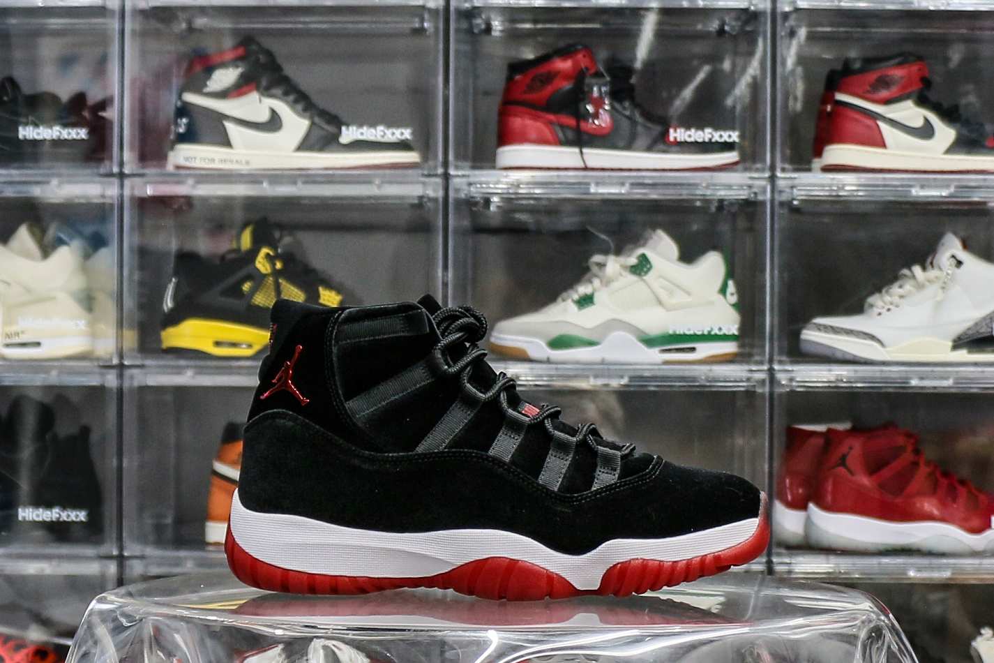 Wmns Jordan 11 Retro Bred Velvet (Ln5 A1)