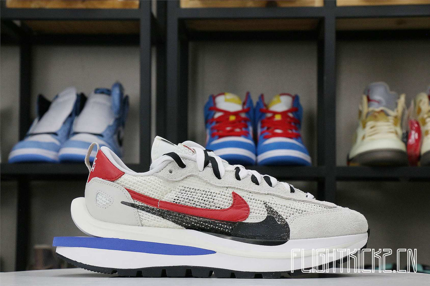 Sacai x Nike Vaporwaffle Sport Fuchsia Game Royal (LN5 A1)