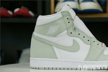Air Jordan 1 High OG Seafoam (W) 2021